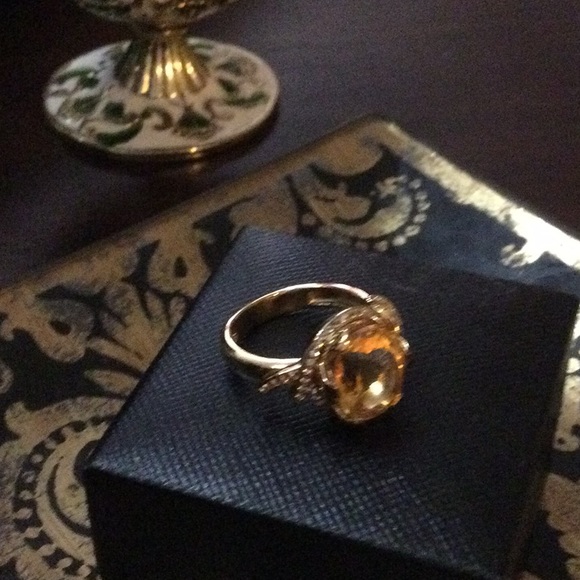 ❤️PRETTY❤️CITRINE & YELLOW GOLD RING - Picture 6 of 9